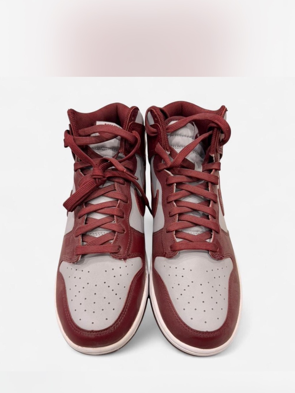 Nike Men's High-Top  Dunks  in Burgundy and Light Gray IOB